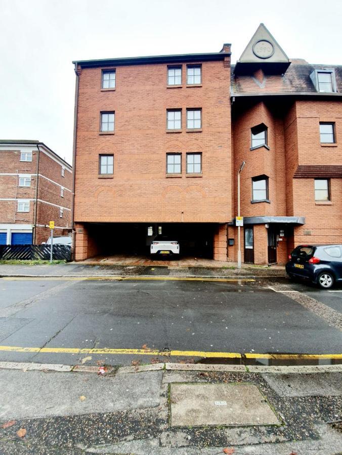 Chelmsford Town Centre Apartments With Car Parking エクステリア 写真